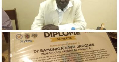 Bunia : le Dr Bamuhiga Savo Jacques honoré pour son engagement sanitaire exceptionnel