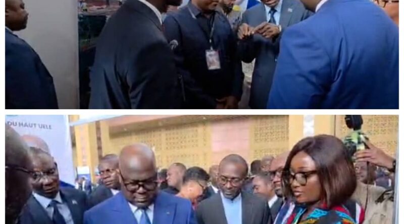 RDC : à la conférence sur les infrastructures, Félix Tshisekedi salue les avancées du Haut-Uele et félicite le gouverneur Jean Bakomito RDC : à la conférence sur les infrastructures, Félix Tshisekedi salue les avancées du Haut-Uele et félicite le gouverneur Jean Bakomito