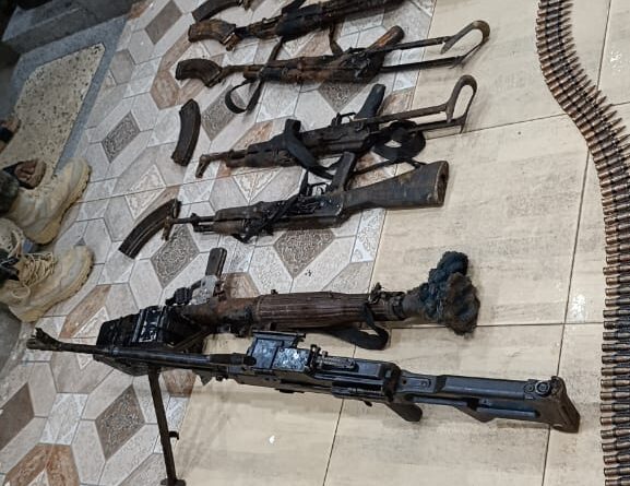 Ituri : les FARDC découvrent une nouvelle cache d’armes attribuée à la milice CRP de Thomas Lubanga à Nizi