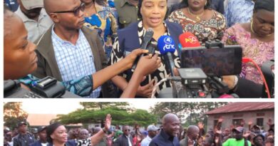 Haut-Uele : à Isiro, Eve Bazaiba apporte le soutien de Kinshasa aux 30 000 déplacés de l’offensive ADF