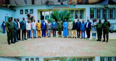 Ituri : le Gouverneur militaire à l’écoute des communautés de Mahagi, Aru et Mambasa pour renforcer la paix et le développement