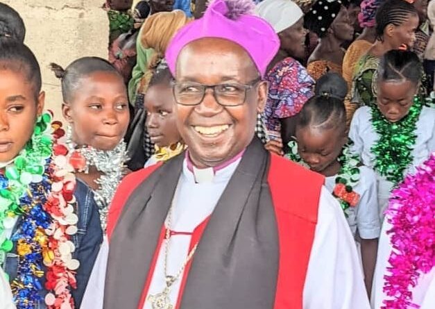 Irumu : l’évêque William Bahemuka Mugenyi en séjour à komanda pour deux jours d’échanges sur la Paix, Ebola, et l’avenir de l’église anglicane Photo